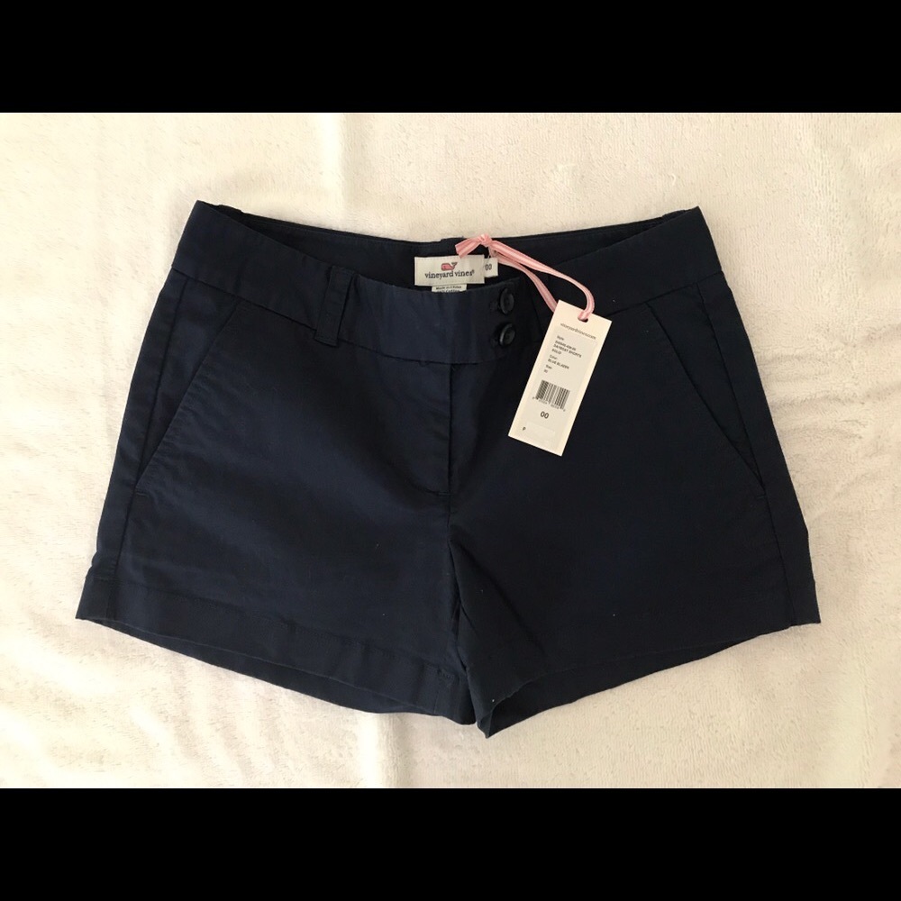 VINEYARD VINES NAVY SHORTS